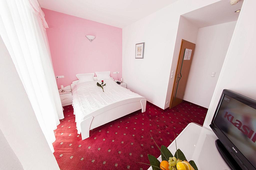 Hotel Senad Od Bosne Prokosovici Dış mekan fotoğraf